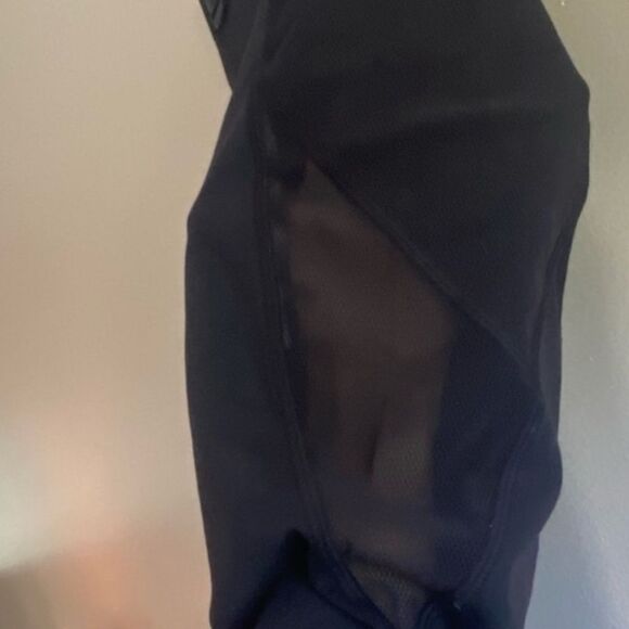 Lululemon Cropped Mesh Black Leggings 6 - Picture 3 of 8